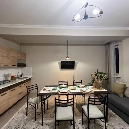 Просторные Двухкомнатные Апартаменты Терракота Almaty Exterior photo